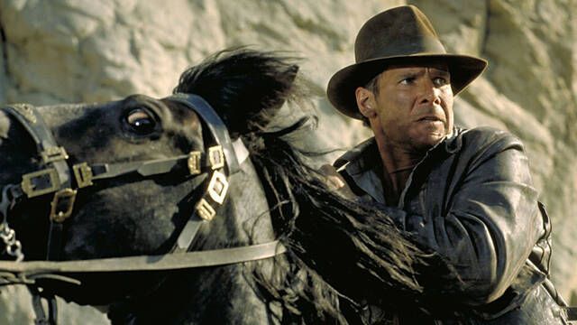 Indiana Jones tena razn: Encuentran en una tumba escondida en Petra un cliz igual al del Santo Grial