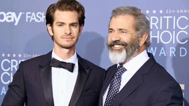 Andrew Garfield defiende a Mel Gibson tras sus comentarios antisemitas y asegura que nadie es perfecto