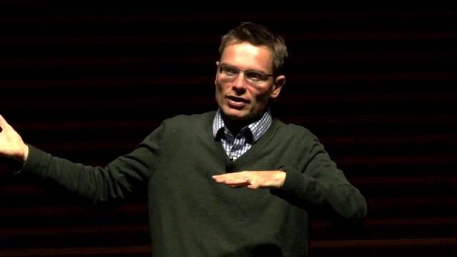 Nicholas Bloom, economista de 52 aos, sobre el teletrabajo: 'Permite destinar a viviendas espacios alejados del centro urbano'