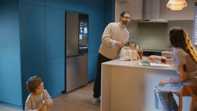 Samsung recibe un aluvin de crticas por poner anuncios en la pantalla de estos frigorficos que no se pueden desactivar