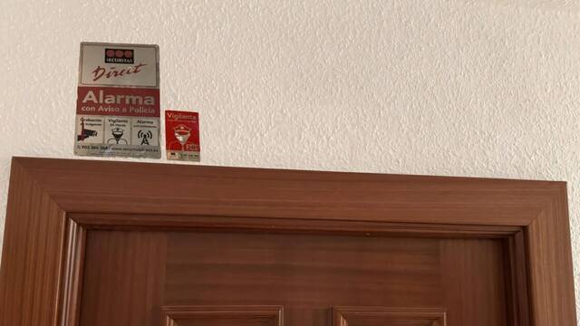 Multas de hasta 3.000 euros en Espaa por engaar con las alarmas: est prohibido y hay penas de prisin