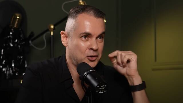 Adrin Daz, empresario espaol en China: 'Un chino rechazara 5000 euros mensuales gratis de por vida'