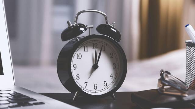 Adi�s definitivo al cambio de hora en Espa�a: Pedro S�nchez lucha contra Alemania y 4,6 millones de europeos le apoyan