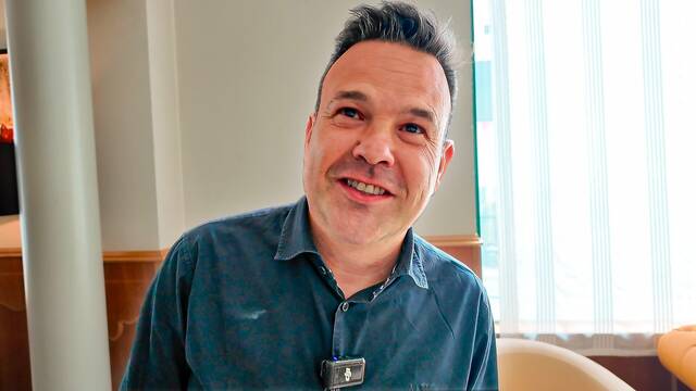 Jos� El�as se pregunta c�mo vivir en Madrid: 'Pisos de 1 mill�n y hoteles a 800 euros la noche �Qu� sueldo tiene la gente?'