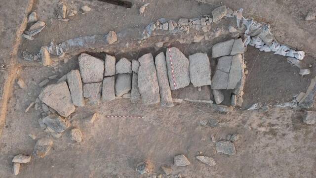 Arque�logos at�nitos por un descubrimiento en esta regi�n espa�ola: una tumba milenaria de llena de tesoros