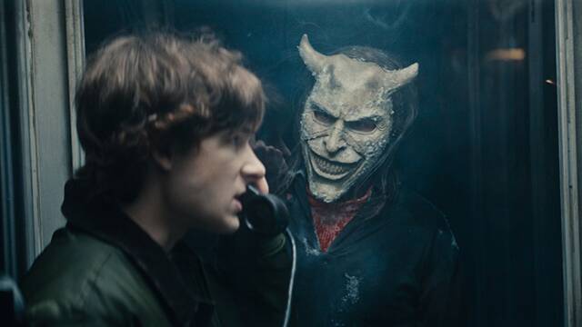 El protagonista de 'Black Phone 2' nos revela los secretos de la secuela del xito de terror en un clip exclusivo para Vandal