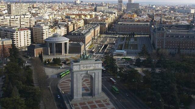La colosal construcci�n de Franco a la entrada de Madrid durante la posguerra: con 49 metros de altura rivaliza con el de Par�s