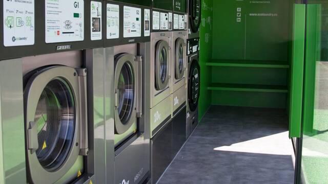 Adri�n Mart�n, emprendedor: 'Una facturaci�n media de un negocio como este est� alrededor de los 5.000 euros mensuales'