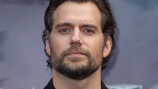 Henry Cavill supera su grave lesin para 'Los Inmortales' y confirma su espectacular entrenamiento: 'Aguantar y crecer fuerte'