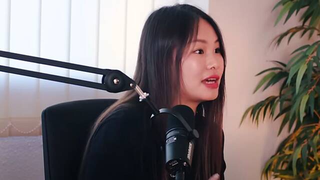 Una joven china explica por qu los extranjeros compran casas en Espaa: 'La tierra es del Estado siempre'