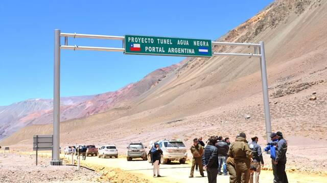 Comienza la construccin de 'Agua Negra': un megaproyecto a 4.000 metros de altura que unir dos ocanos