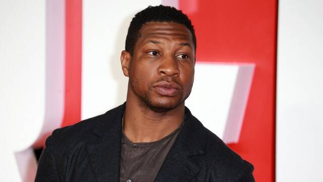 Jonathan Majors, actor de 36 aos, enciende los rumores tras su condena y despido de Disney: 'Bueno, el UCM es un multiverso'