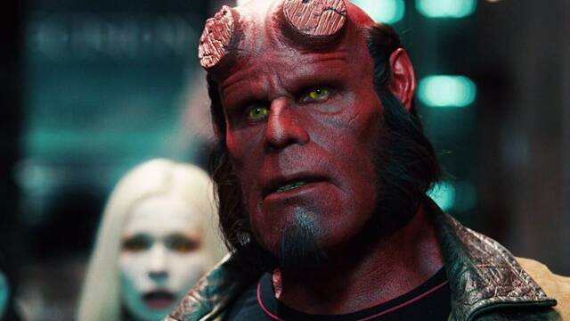 El futuro de Hellboy pasa por Guillermo del Toro y su protagonista no se rinde: 'Quiero acabar la trilog�a incluso con 86 a�os'