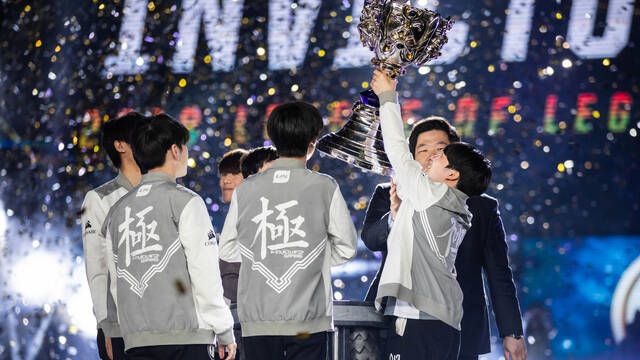 As celebr China la victoria de Invictus Gaming en los Worlds 2018