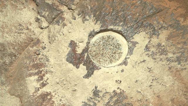 El Perseverance muestra algo nunca visto bajo la superficie de Marte