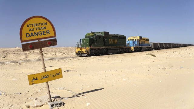 Este tren de tres kilmetros de largo es el ms peligroso del mundo