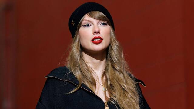 El Diccionario de Cambridge elige 'parasocial' como su palabra del a�o y tiene una conexi�n directa con Taylor Swift y la IA