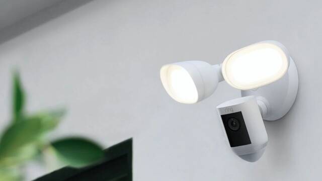 Esta c�mara de 280 euros con visi�n 4K y radar 3D detecta intrusos antes de que la l�en en tu casa