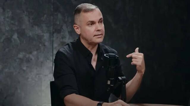 Adrin Daz, consultor econmico: 'Despus de 15 das en Espaa, quiero volver a China: salir a la calle aqu me deprime'