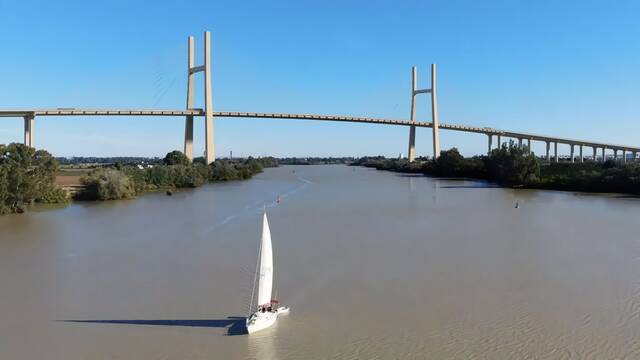 El puente ms grande de Europa: Sevilla prepara en 2026 un megapuente con ms de 100 m de altura sobre el Guadalquivir