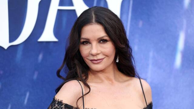 'Nunca he sido parte de ese mundo': Catherine Zeta-Jones quiere abandonar Hollywood para hacer otro tipo de cine