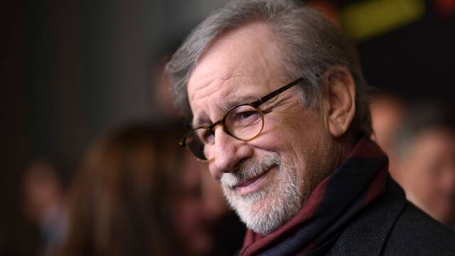 Ya es oficial: Steven Spielberg vuelve a la ciencia ficcin con un filme sobre extraterrestres y muestra su terrorfico avance
