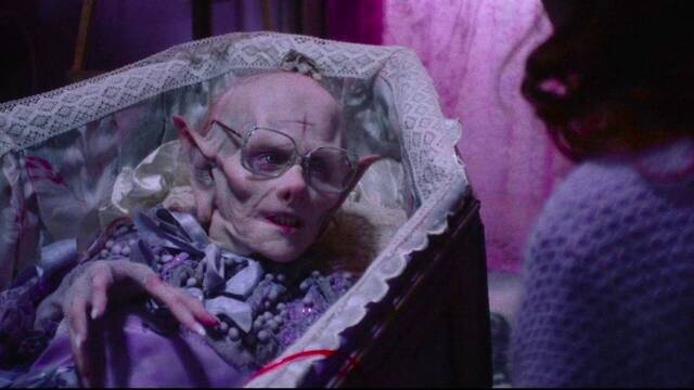 La nueva serie espaola de vampiras y VIH se hunde en streaming y el pblico es claro: 'No he aguantado ni 15 segundos'