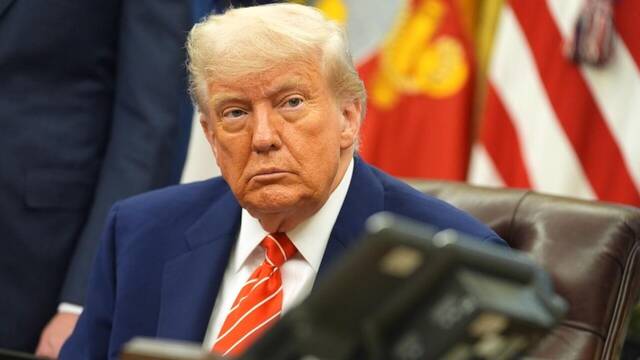 Trump amenaza con la guerra a Venezuela y seala: 'Empezaremos con los ataques por tierra, vamos a echar a esos hijos de perra'