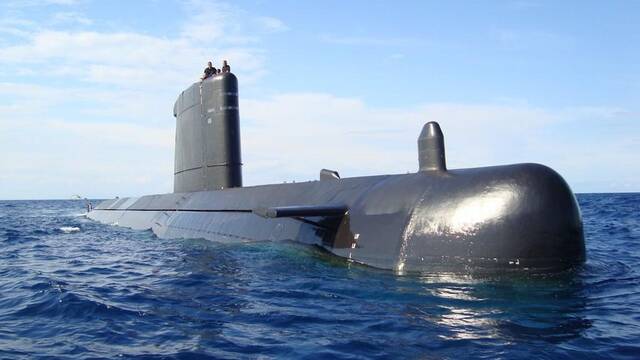 El submarino ms letal: Espaa despliega el S-71 Galerna en el Mediterrneo, un coloso de 68 metros con 20 torpedos F17