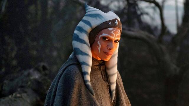 The Mandalorian: La sorprendente transformaci�n de Rosario Dawson en Ahsoka Tano