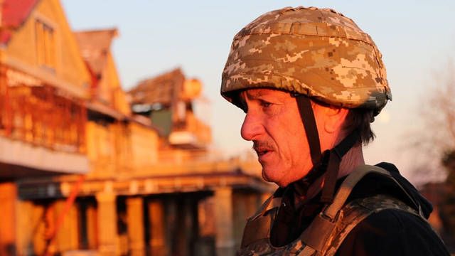 Sean Penn está en Ucrania rodando un documental sobre la invasión rusa