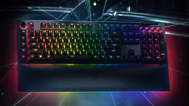 Razer lanza el nuevo Blackwidow V4 Pro, su teclado más completo