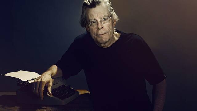 Stephen King da un consejo a los aspirantes a escritores: hay que eliminar esta expresión cuanto antes