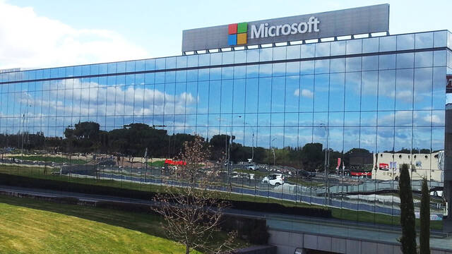Microsoft anuncia la mayor inversin de su historia en Espaa, casi 2.000 millones de euros para impulsar la IA responsable
