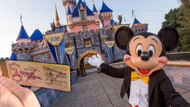 Un tiktoker consigue entrar a Disney World con una entrada de hace 45 aos y se ahorra 176 dlares por la inflacin