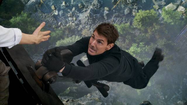 Tom Cruise rinde homenaje a la saga que le hizo famoso en el ltimo triler de 'Misin imposible: Sentencia final'