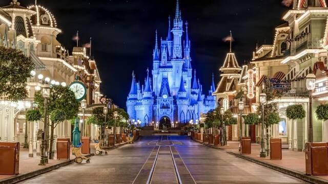 La pareja que hizo de Disneyland su hogar en secreto durante 15 a�os sin que los visitantes lo notaran
