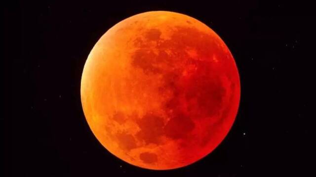 El eclipse lunar total llega a Espaa con un fenmeno nico: cundo, cmo y desde dnde ver la Luna de sangre