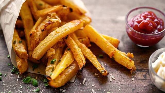 Las patatas fritas estn increbles con esta irresistible y jugosa receta que cualquiera puede hacer