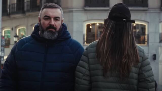 Pantomima Full sorprende con un nuevo vdeo en el que se mofa con la prenda de moda de este invierno en Espaa