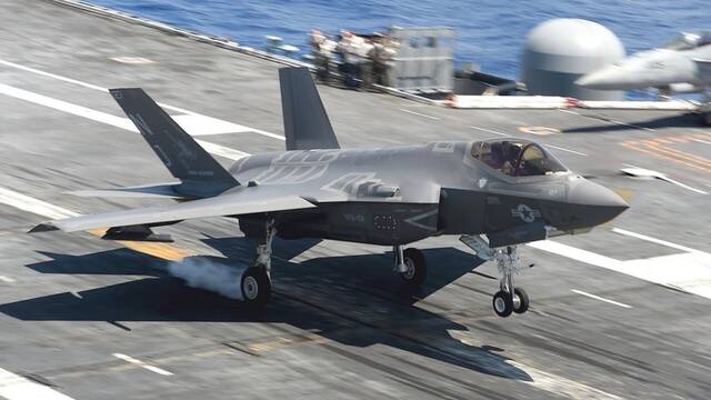 EE.UU despliega cazas F-35C y 'Growler' para neutralizar los sistemas antia�reos iran�es 'Bavar 373': buscan anular defensas