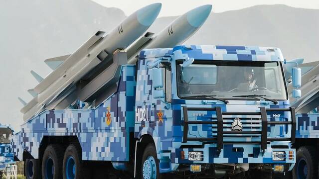 China eleva la tensi�n y ofrece a Ir�n su arma naval m�s devastadora frente al despliegue de EEUU: 'El mejor misil de todos'