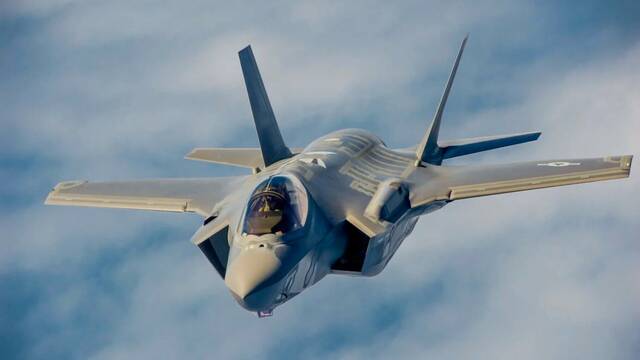 En plena escalada b�lica, EEUU exige a Portugal sustituir sus F-16 por F-35 para seguir en la �lite militar europea en 2026