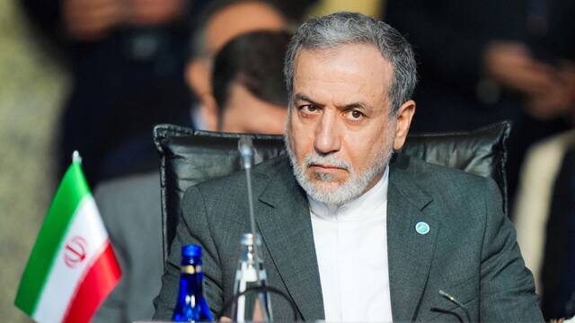 Ir�n dispara la alerta m�xima: advierte que un conflicto con EEUU ser�a catastr�fico y abre la puerta a un acuerdo nuclear