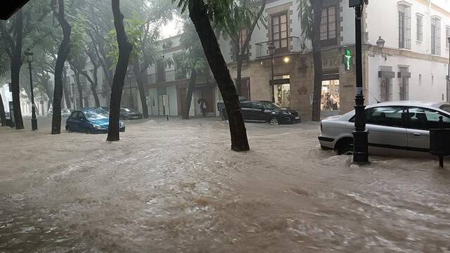 �Por qu� no deja de llover? Las claves del colapso clim�tico que han provocado la tormenta perfecta en Espa�a