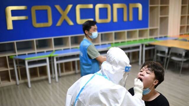 Foxconn, proveedor de Apple, suspende su produccin por el coronavirus