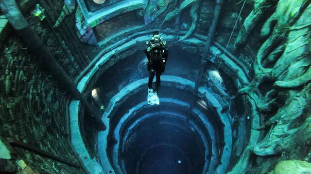 La piscina ms profunda del mundo se encuentra en Dubi y necesita 14 millones de litros de agua para llenarse