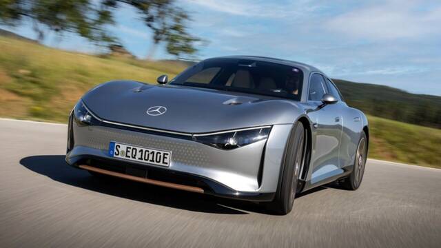 Mercedes marca otro hito con un coche elctrico con autonoma de 1400 kilmetros y la clave est en el consumo