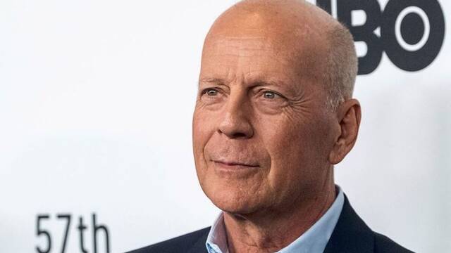 La esposa de Bruce Willis est cansada del acoso de la prensa y pide respeto hacia el actor de Hollywood