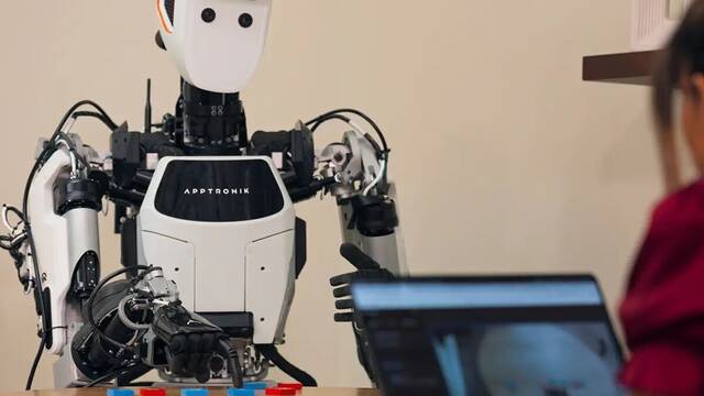 Google tiene un plan para llevar su IA al mundo real y competir con Tesla: Gemini Robotics
